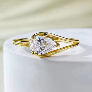 2 Carat Pear Shape Lab Diamond Ring